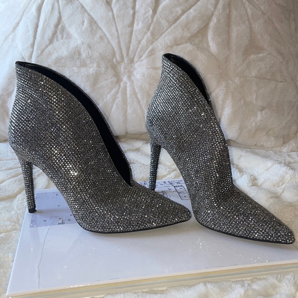 Jessica Simpson heels